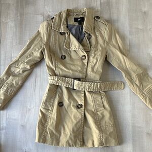 H&M Beige Double-Breasted Trench Coat size 4